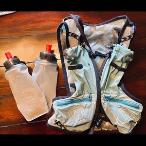 Ultimate Direction Womens Ultra Vesta running vest